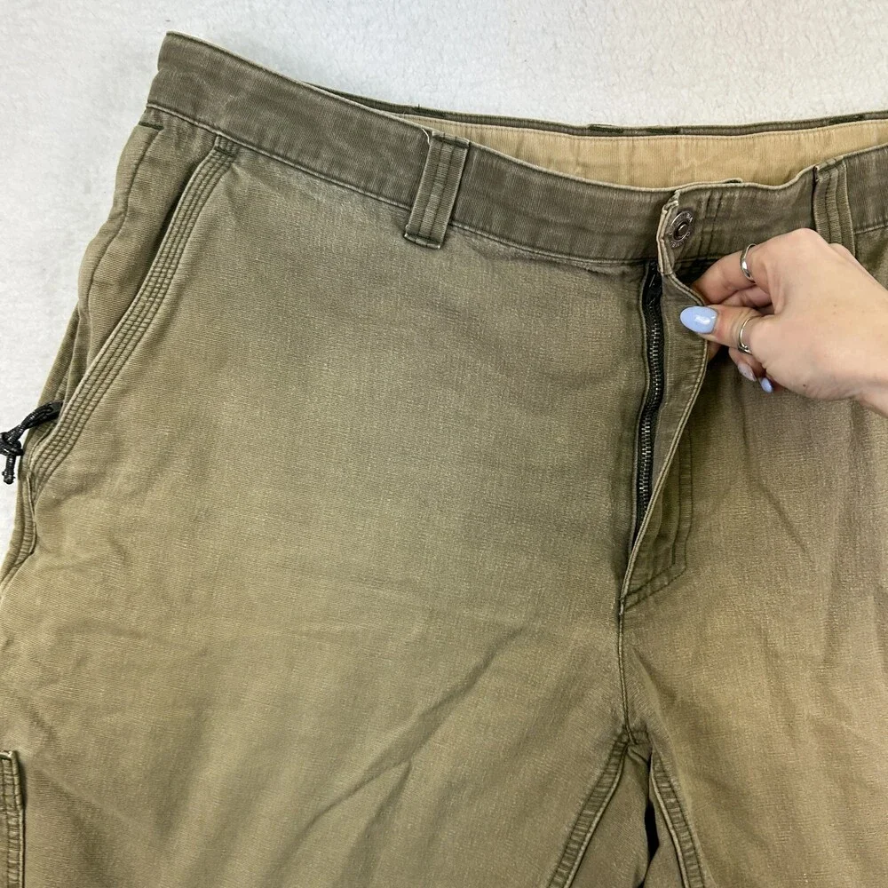 Columbia cargo shorts